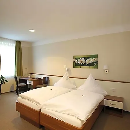 Hotel Fenzl 3*