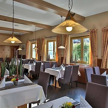 Hotel Fenzl 3*